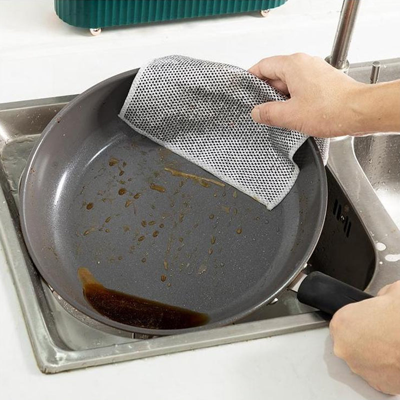 Topfreiniger aus Metall | Reinigungstücher für Küche und Pfannen | CleanFix (4 St.)