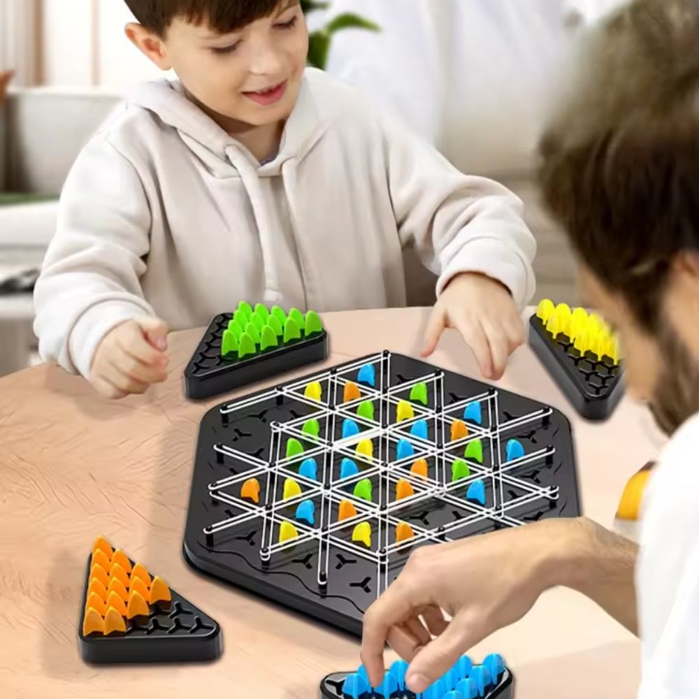 Schachspiel für Kinder | Schachbrett mit Gummibändern | SpielKnoten