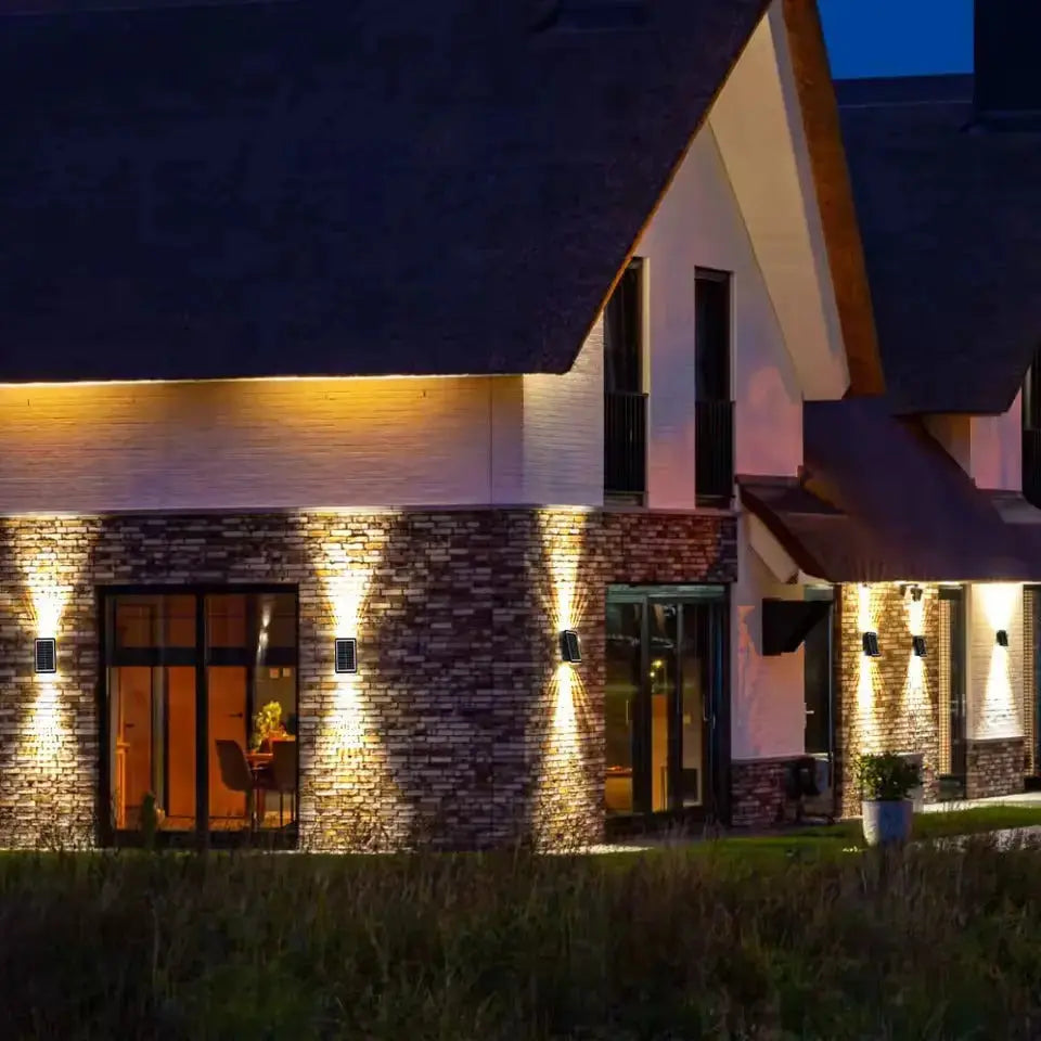 Solarleuchte für Garten & Balkon | Gartenbeleuchtung mit Farbwechsel | Solarlampen für Außen | SolarLumen